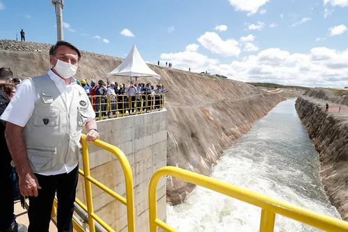 
				
					Palanque de Bolsonaro na Paraíba deverá ter 'baixas' amanhã
				
				