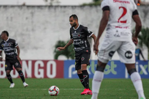 
				
					Gerson sente baixa precoce de Sávio no revés para o Ituano e quer Botafogo-PB ainda mais focado
				
				