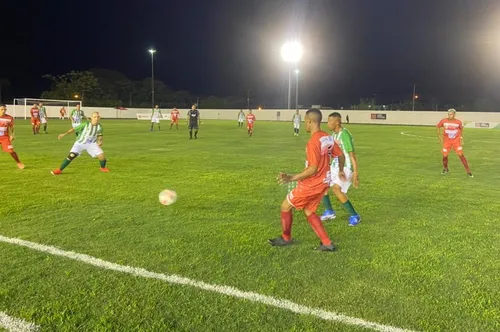 
				
					Muçumagro e Distrito Industrial se enfrentam por uma vaga na 2ª fase da Copa João Pessoa de Futebol
				
				