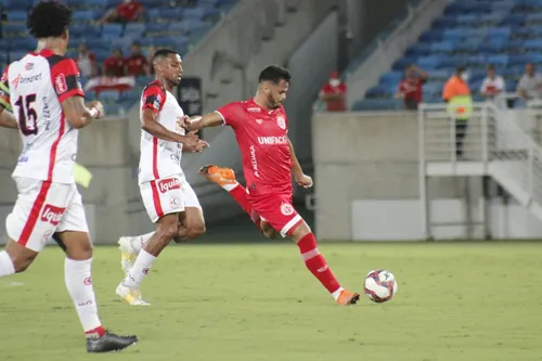 
				
					Campinense empata sem gols com o América-RN, no primeiro duelo das quartas de final da Série D
				
				