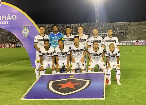 
				
					Alexandre Cavalcanti pede foco total do Botafogo-PB para encarar o Vitória, pelo Pré-Nordestão
				
				