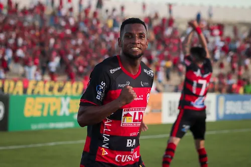 
				
					Marcos Nunes decide, Campinense vence Atlético-CE e é finalista da Série D do Brasileiro em 2021
				
				