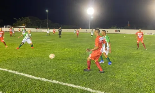 
                                        
                                            Roger atropela o Cidade Verde, com direito a hat-trick, e avança à 2ª fase da Copa João Pessoa
                                        
                                        