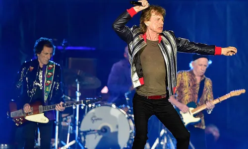 
                                        
                                            Racistas? Machistas? Rolling Stones se autocensuram nos shows da turnê americana
                                        
                                        