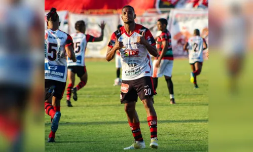 
				
					Anselmo aposta no coletivo do Campinense para reverter o placar na final da Série D
				
				