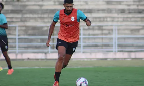 
                                        
                                            Liniker e Daniel Passira devem estrear pelo Treze pela pré-Copa do Nordeste, contra o Floresta
                                        
                                        