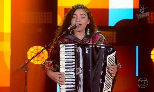 
                                        
                                            Paraibana Bella Raiane passa nas audições às cegas do The Voice Brasil
                                        
                                        