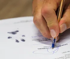 Leishmaniose: Cadela Many assina projeto de lei que favorece cães carentes