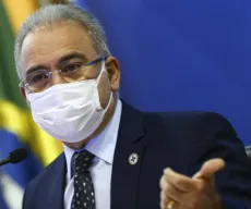 Queiroga admite baixa procura de vacina contra gripe e sarampo, mas isenta Governo