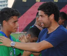 Sem clube após saída do Grêmio, Victor Ferraz volta as suas atenções para a família e o VF4