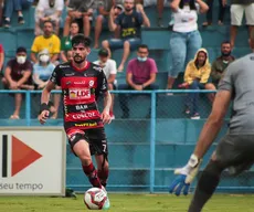 Campinense renova com atacante Matheus Régis, que vai para a sua terceira temporada no clube