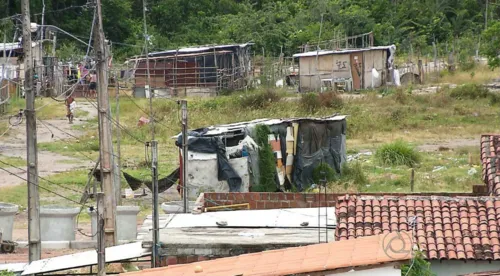 
				
					Papo Político: déficit habitacional e formas de ocupações urbanas são tema do podcast da CBN Paraíba
				
				