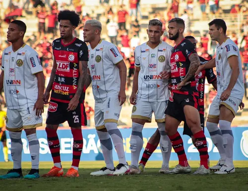 
				
					Ranielle aponta bom segundo tempo do Campinense e acredita em reviravolta na final da Série D
				
				