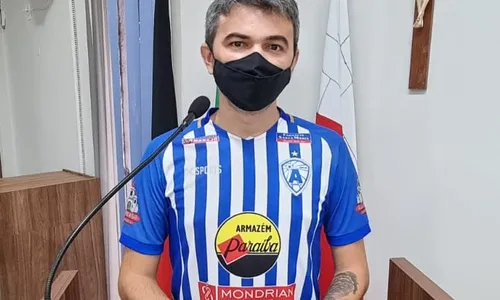 
                                        
                                            Presidente do Atlético-PB critica a torcida, expõe dívida de R$ 4 milhões do clube e garante que o time não será rebaixado
                                        
                                        