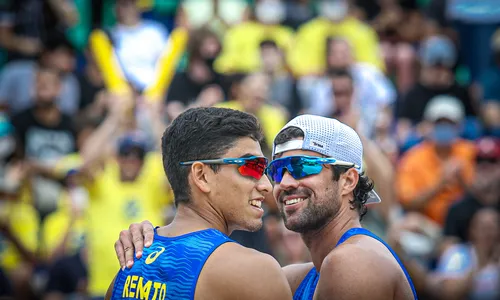 
                                        
                                            Mirando o ranking mundial, Renato e Vitor Felipe vão abrir mão da última etapa do Circuito Brasileiro
                                        
                                        