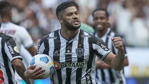 
				
					Após marcar dois gols contra a Caldense, Hulk se torna o maior artilheiro do novo Mineirão
				
				