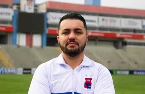 
				
					Presidente do São Paulo Crystal anuncia Arthur Ferreira como executivo de futebol e descarta parceria com o Sport-PB
				
				