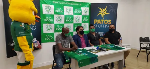 
				
					Nacional de Patos segue reforçando elenco e integra três atletas da base ao time principal de olho no Paraibano
				
				