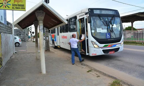 
                                        
                                            Conselho aprova aumento para R$ 4,70 na passagem de ônibus em João Pessoa
                                        
                                        