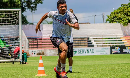 
                                        
                                            Adilson Bahia é o primeiro reforço de ataque do Botafogo-PB para a próxima temporada
                                        
                                        