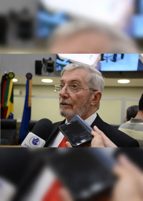 
                                        
                                            Ex-deputado Simão Almeida morre em decorrência da Covid-19
                                        
                                        