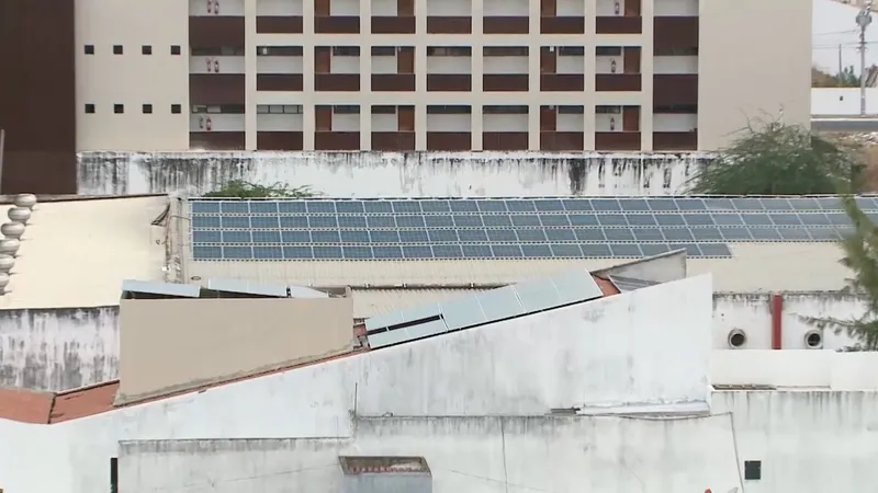 Pesquisadores relatam impactos socioambientais das grandes usinas solares e parques eólicos na Paraíba