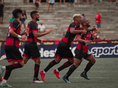 
				
					Campinense visita o Altos buscando primeira vitória na Copa do Nordeste
				
				