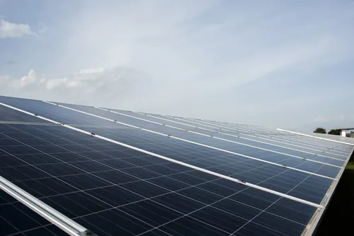 
				
					Energia solar: o que é, como instalar e legislação
				
				