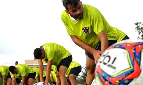 
                                        
                                            Botafogo-PB visita o Globo FC em jogo da terceira rodada da Copa do Nordeste
                                        
                                        