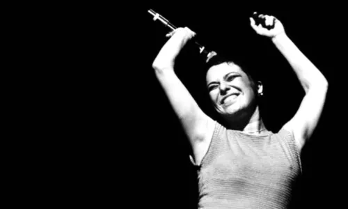 
                                        
                                            Elis Regina morreu há 40 anos. Nara Leão nasceu  há 80 anos
                                        
                                        