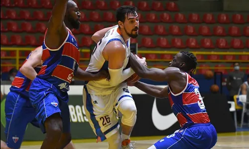 
                                        
                                            Basquete Unifacisa e Fortaleza abrem o Torneio Integração nesta terça-feira
                                        
                                        