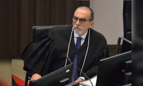 
				
					Ricardo Vital transfere processos da Operação Calvário para Justiça Eleitoral
				
				