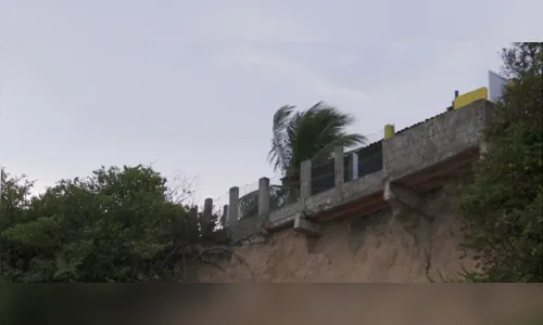 
				
					Especialistas alertam para risco de erosão de falésias em praias da Paraíba
				
				