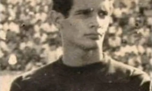 
                                        
                                            Craques do passado: Fernando, dono da camisa 1 em tri do Botafogo-PB
                                        
                                        