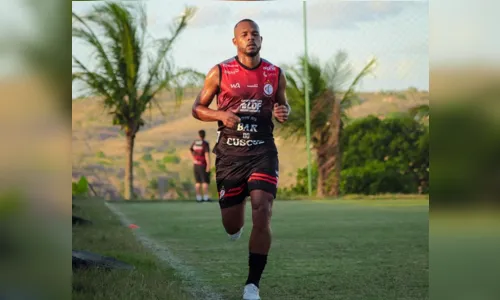 
				
					Mauro Iguatu será desfalque no Campinense contra o Botafogo-PB; Olávio é dúvida
				
				