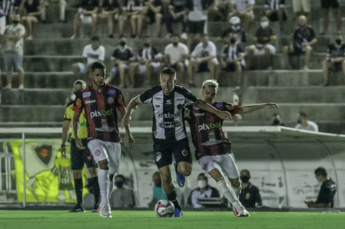 
				
					Após partida abaixo da crítica do Botafogo-PB, Gerson Gusmão avalia como justas as vaias da torcida e fala em evolução
				
				