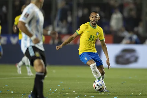 
				
					Matheus Cunha sofre lesão no joelho direito e só deve retornar aos gramados na reta final da temporada 2021/2022
				
				