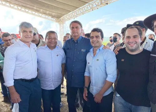 
				
					Sem Cabo Gilberto e Virgolino, presidente faz visita 'relâmpago' na Paraíba
				
				