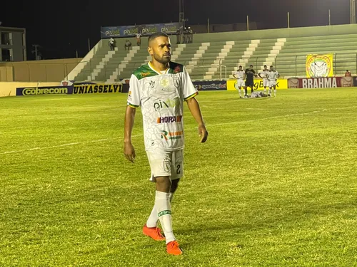 
				
					Botafogo-PB e Sousa podem ser a primeira dupla da Paraíba a passar de fase na Copa do Nordeste em uma única edição
				
				