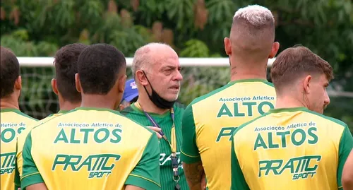 
				
					Campinense visita o Altos buscando primeira vitória na Copa do Nordeste
				
				