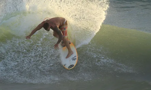 
                                        
                                            Barra de Camaratuba, em Mataraca, é destino conhecido pelos surfistas
                                        
                                        