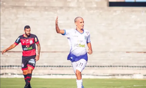
                                        
                                            Com presente de Matheus Cunha nos pés, Robinho estreia marcando o gol do CSP contra o Campinense, pelo Paraibano
                                        
                                        