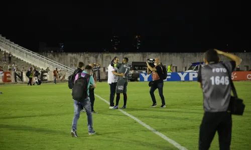 
                                        
                                            Mauro Iguatu revela pedido inusitado de Ceni antes de a bola rolar para Campinense x São Paulo, na Copa do Brasil
                                        
                                        