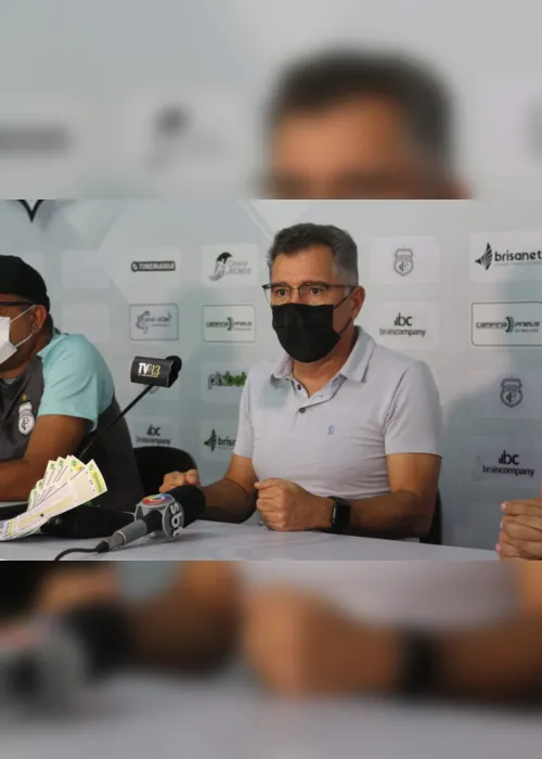 
                                        
                                            Em vídeo vazado, Bolinha dá ultimato a Suélio Lacerda no Treze: "Se não ganhar quinta, não é mais técnico do time"
                                        
                                        
