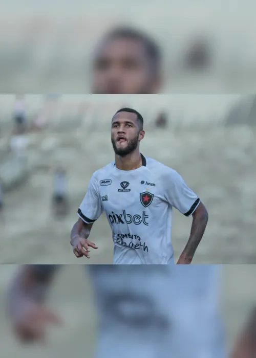 
                                        
                                            Coutinho lamenta eliminação do Botafogo-PB na Copa do Nordeste: "A gente fez o que pôde"
                                        
                                        