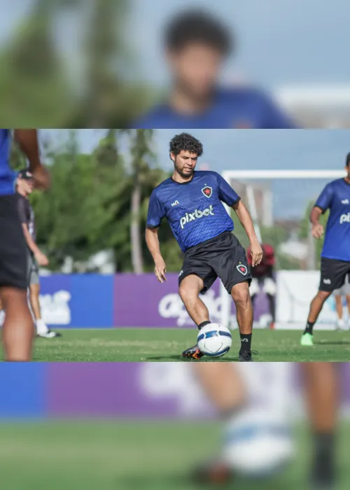 
                                        
                                            Torcida do Botafogo-PB se mobiliza para Victor Ferraz fechar com o clube
                                        
                                        