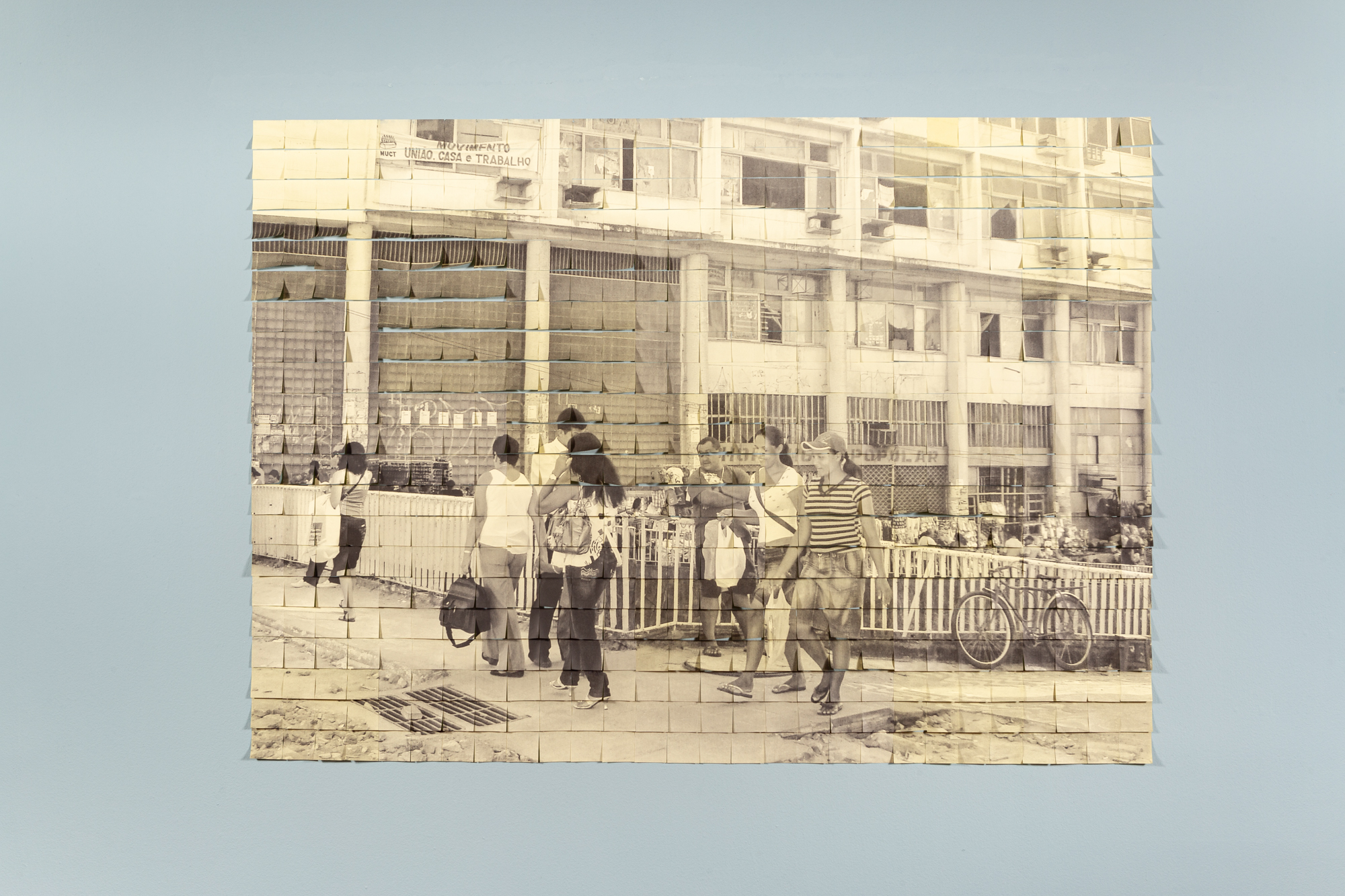 Eu-mulher artista: conheça o trabalho de Iris Helena