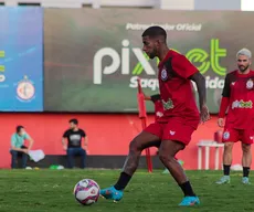 Luiz Fernando é apresentado pelo Campinense, é integrado ao elenco e pode reestrear pela Raposa contra o CSP