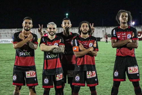 
				
					Após boa atuação, Cláudio elogia elenco do Campinense e destaca time forte em busca do bicampeonato paraibano
				
				