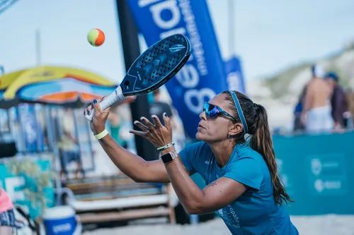 
				
					Em Campina Grande, BT200 de beach tennis terá a presença da atleta Samantha Barijan, atual número 16 do mundo
				
				